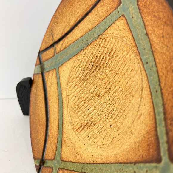 Handmade Stoneware Garlic Grater Dish with Glazed Strips 8in - Picture 2 of 7